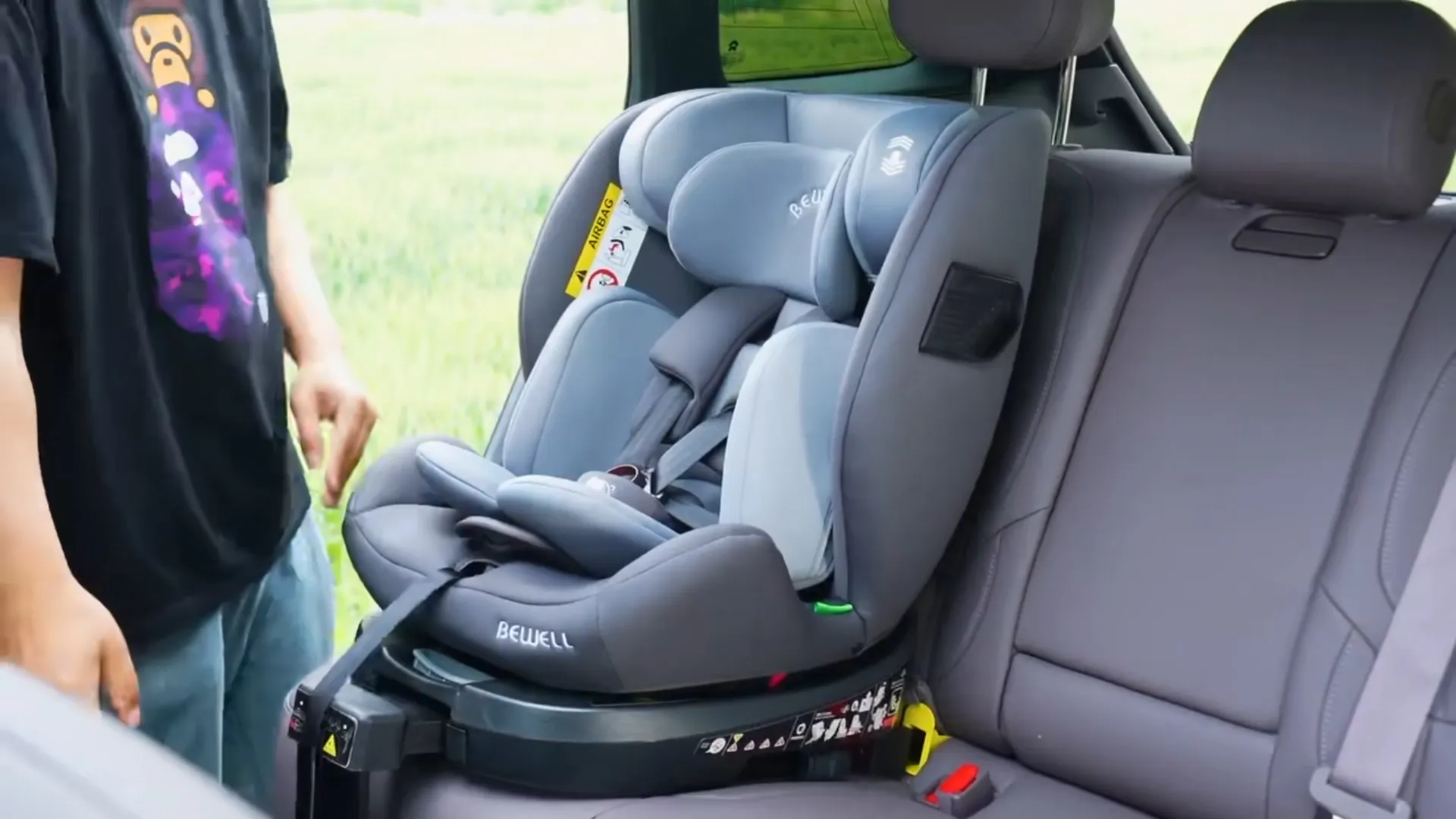 Монтаж на ISOFIX срещу предпазен колан: Кое е по-безопасно? (2026 Ръководство)